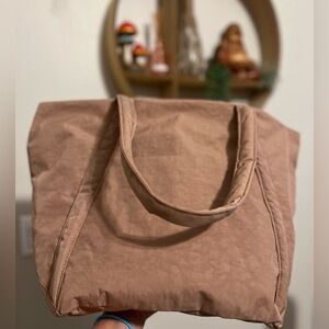 Like new Baggu standard cloud bag in Taupe